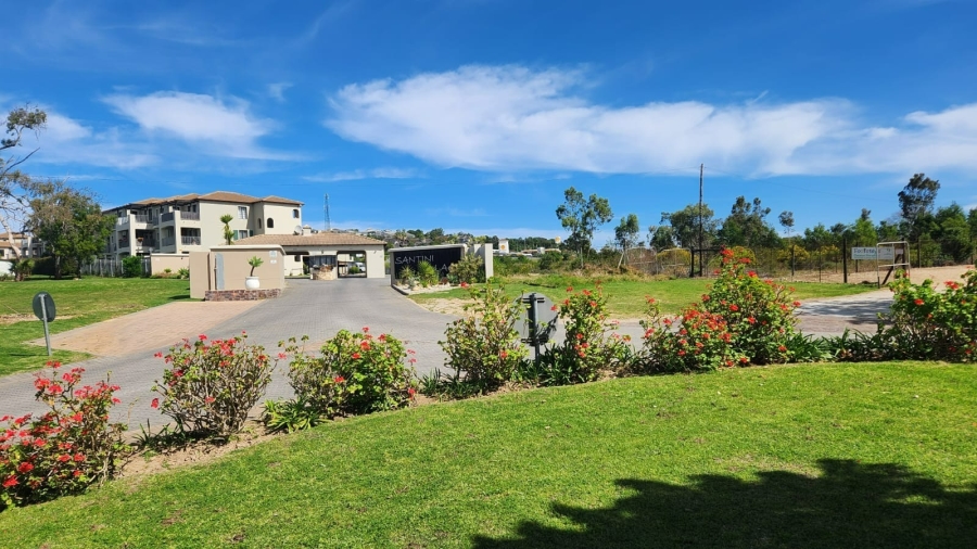 2 Bedroom Property for Sale in Bowtie Western Cape